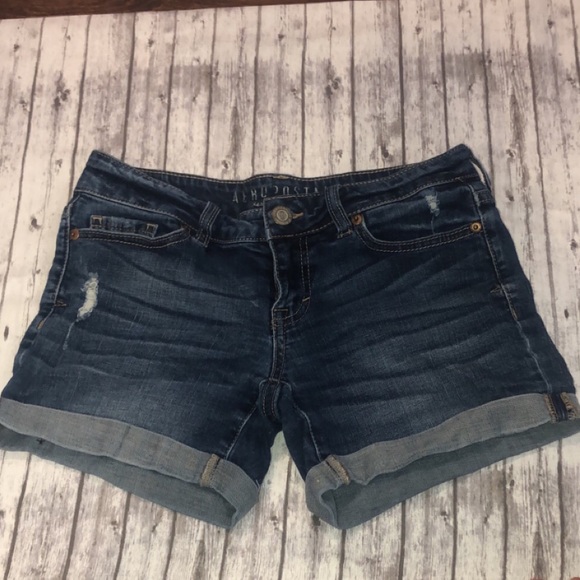 Aeropostale Boyfriend Jean Shorts - Picture 1 of 3